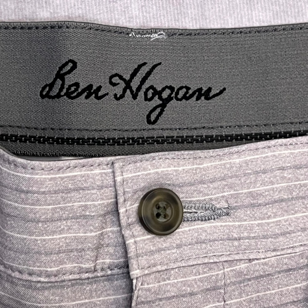 Ben Hogan Golf Shorts Mens 42 Grey Pinstripe Excellent Stretch Performance